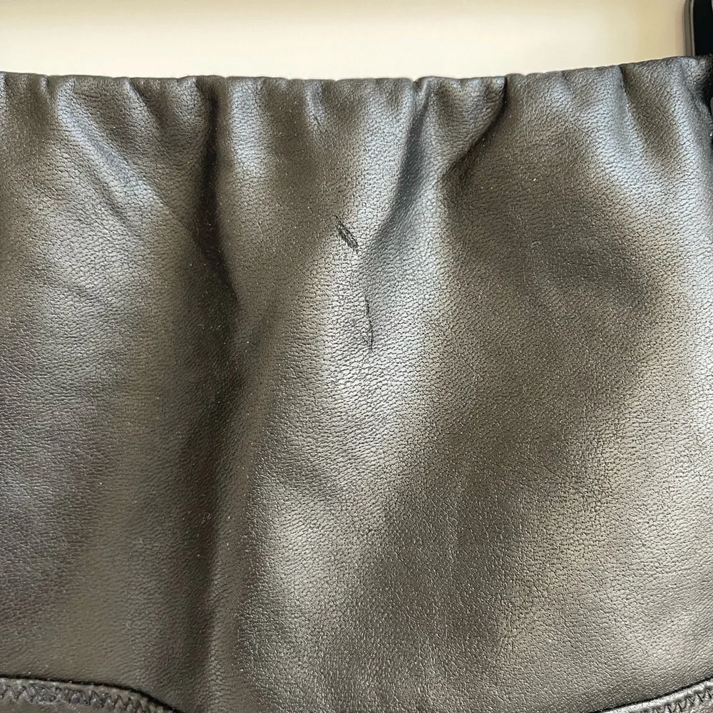 Wilfred Free high waist black faux leather leggings